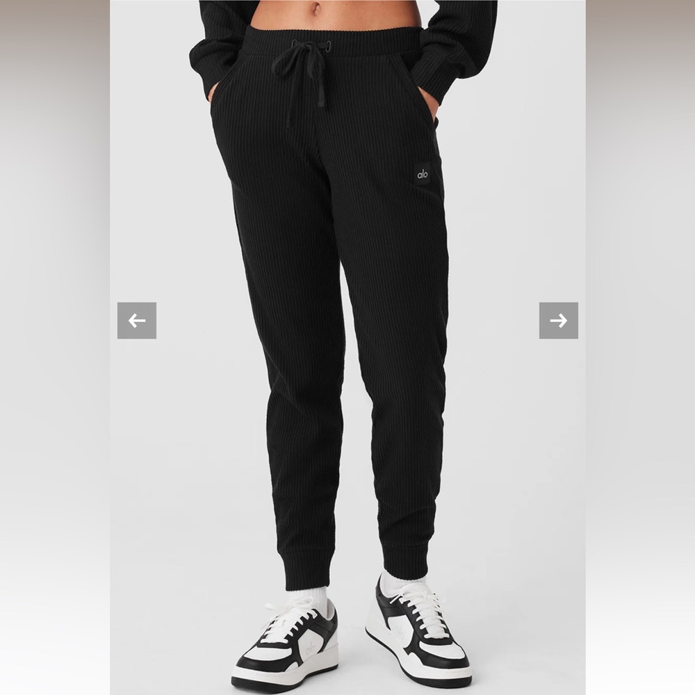 Alo Muse Sweatpants